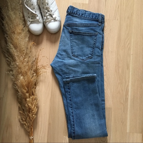 Uniqlo Slim Jeans - Picture 9 of 10